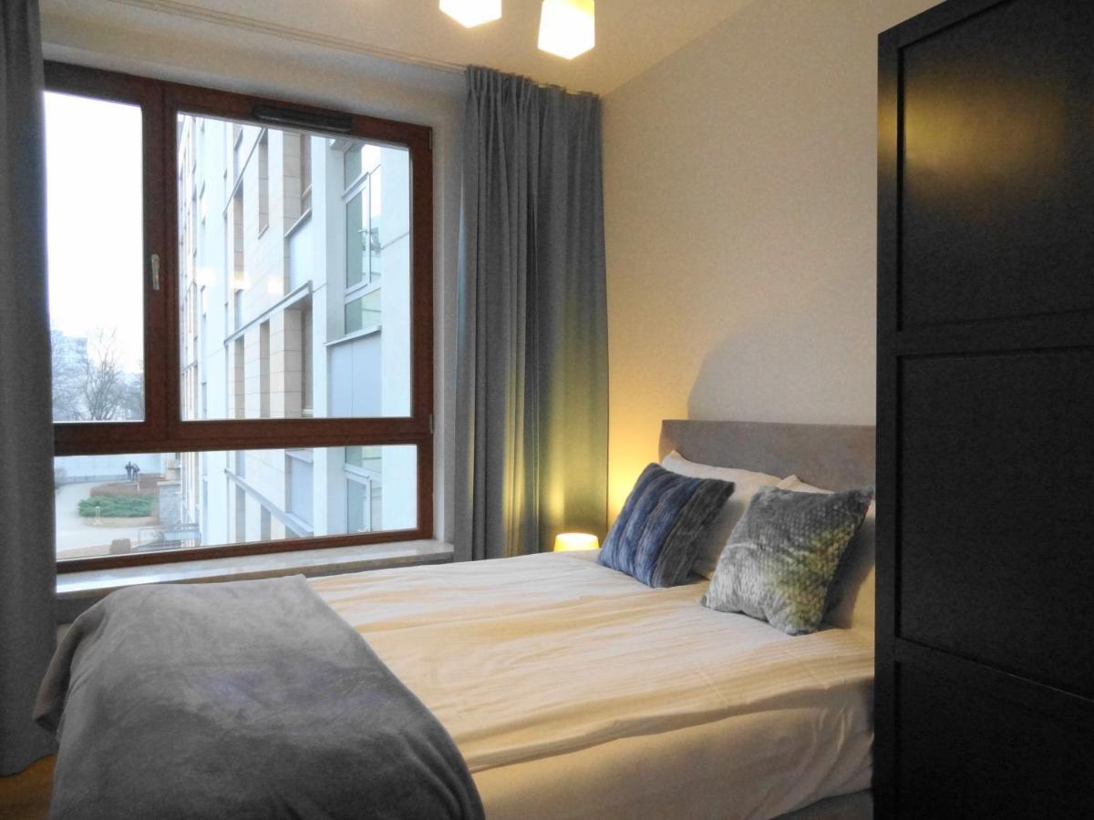 10 Min Do Lotniska, 2 Syp, Ekspres Do Kawy, Kosmetyki Ada, By Visitwarsaw Apartments Buitenkant foto